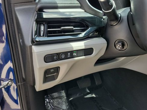 Used 2022 Acura MDX FWD w/ Technology Package image 23