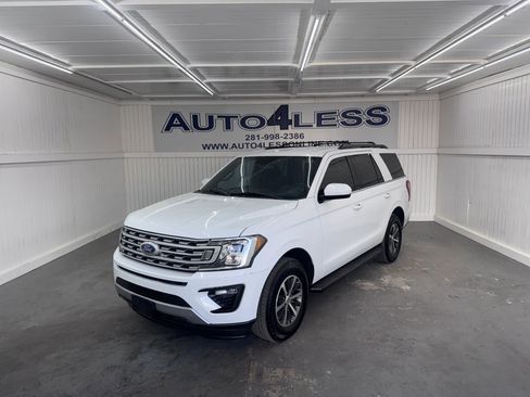 Used 2018 Ford Expedition XLT w/ Cargo Package image 1