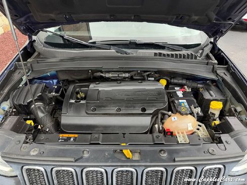 Used 2016 Jeep Renegade Sport w/ Power & Air Group AWD/4WD image 13