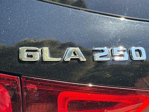 Used 2023 Mercedes-Benz GLA 250 image 43