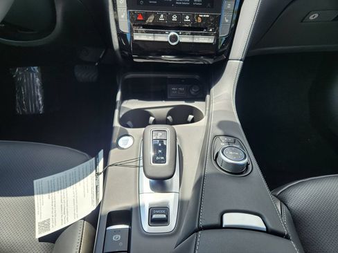 Used 2025 INFINITI QX50 Luxe AWD/4WD image 13
