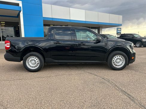Used 2025 Ford Maverick XL w/ Equipment Group 101A image 2