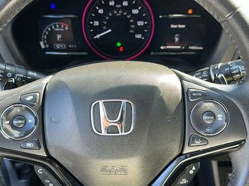 Used 2022 Honda HR-V EX-L image 11