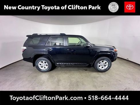 Used 2023 Toyota 4Runner SR5 Premium w/ Moonroof Package AWD/4WD image 2