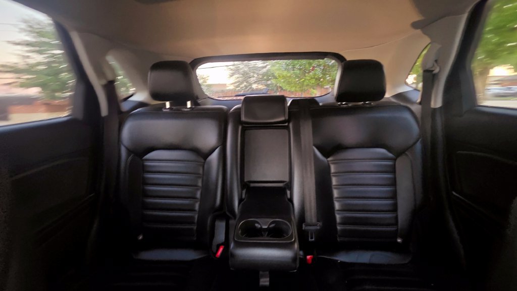 Used 2020 Ford Edge SEL FWD image 29