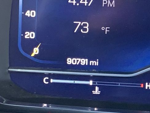 Used 2022 Chevrolet Tahoe LT image 22