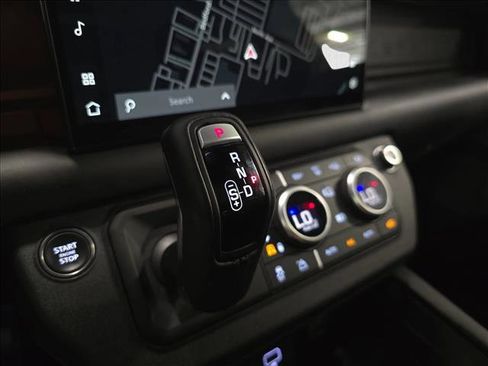 Certified 2023 Land Rover Defender 130 X-Dynamic SE AWD/4WD image 25