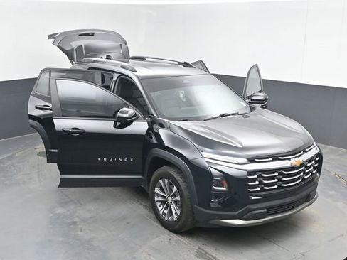 Used 2025 Chevrolet Equinox LT w/ Convenience Package II AWD/4WD image 50