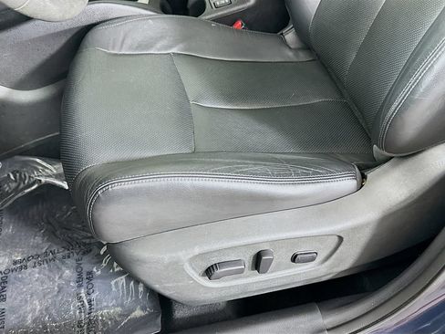 Used 2015 Nissan Rogue SL AWD/4WD image 26