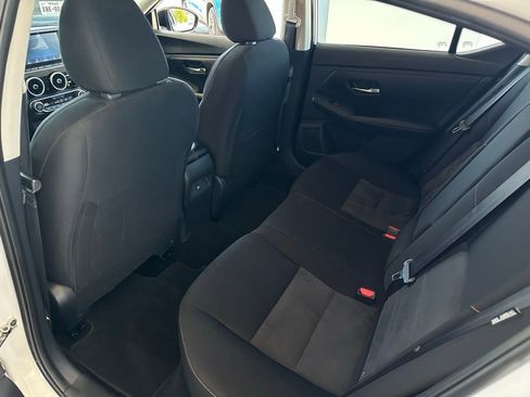 Used 2024 Nissan Sentra SR w/ Lighting Package FWD image 15