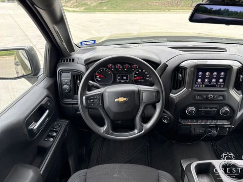 Used 2022 Chevrolet Silverado 1500 Custom image 13
