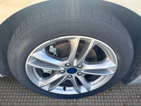 Used 2015 Ford Fusion Titanium FWD image 3