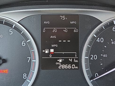Used 2024 Nissan Versa S FWD image 12