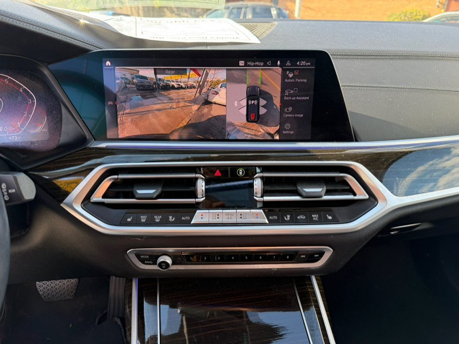 Used 2020 BMW X7 xDrive40i w/ Premium Package AWD/4WD image 16