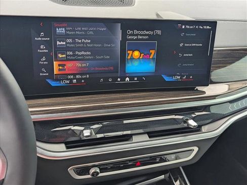 Used 2026 BMW X5 xDrive40i w/ M Sport Package AWD/4WD image 15