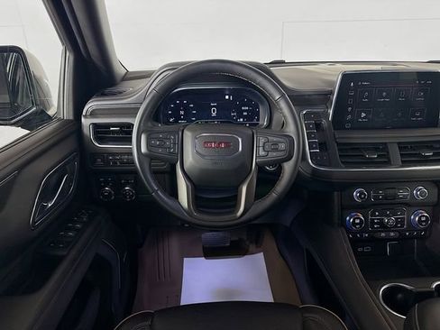 Used 2023 GMC Yukon AT4 image 25
