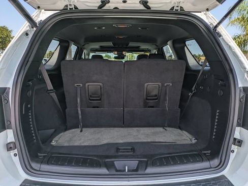 Used 2024 Dodge Durango GT AWD/4WD image 13