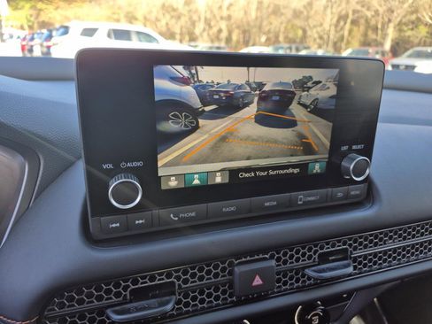 Certified 2025 Honda HR-V Sport image 16