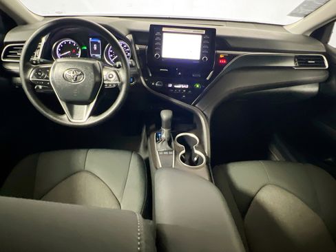 Used 2024 Toyota Camry LE w/ Convenience Package image 30