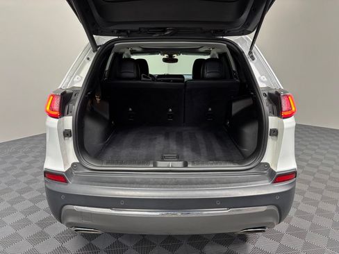 Used 2019 Jeep Cherokee Limited AWD/4WD image 31