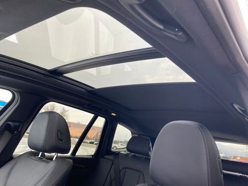 Used 2024 BMW X3 xDrive30i image 16