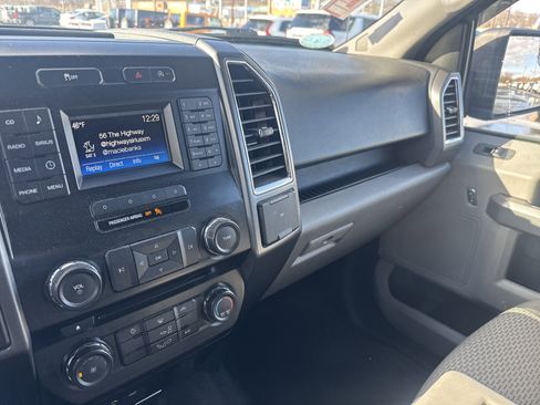 Used 2015 Ford F150 XLT w/ Trailer Tow Package image 22