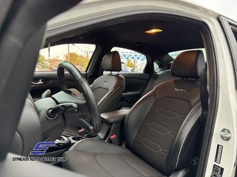 Used 2020 Kia Forte GT-Line image 23