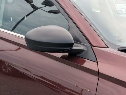 Used 2025 Nissan Altima 2.5 SV FWD image 10