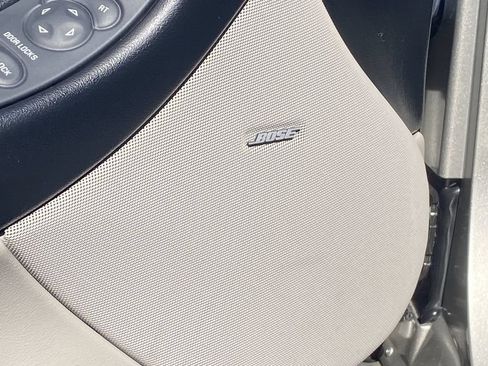Used 2001 Chevrolet Corvette Convertible w/ Preferred Equipment Group2 RWD image 19