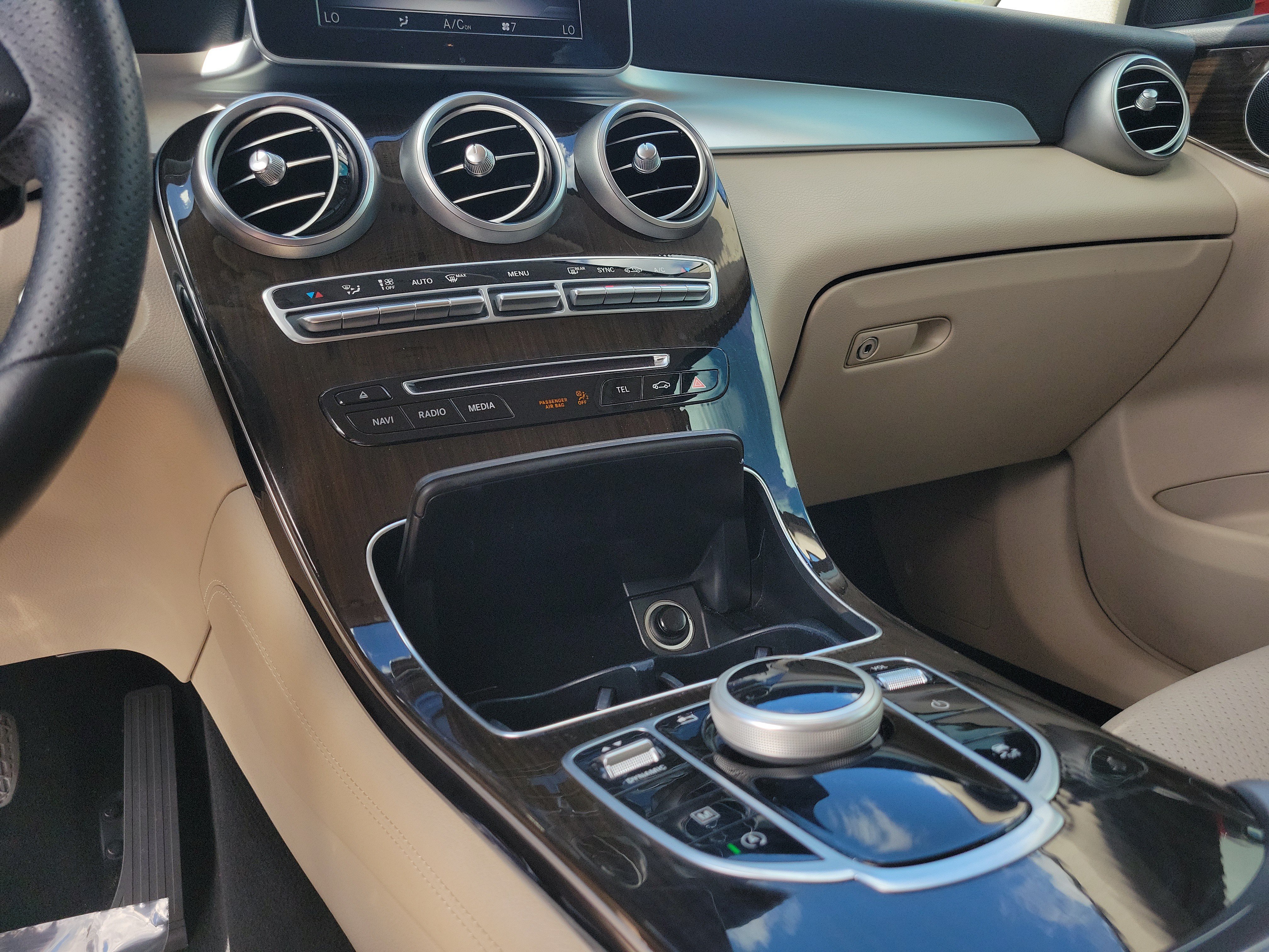 Certified 2019 Mercedes-Benz GLC 300 image 20