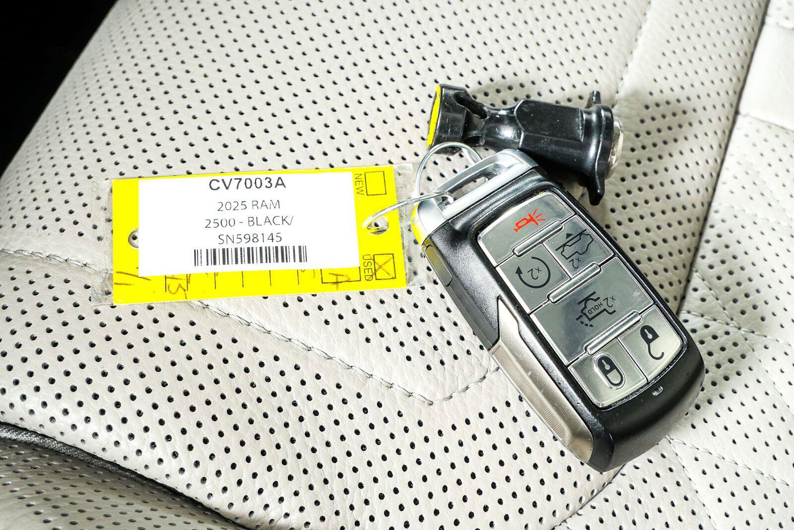 Used 2025 RAM 1500 Tungsten AWD/4WD image 38