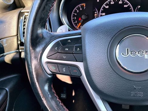 Used 2020 Jeep Grand Cherokee Trailhawk w/ Premium Lighting Group image 11