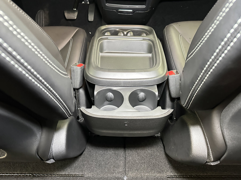 New 2027 Chrysler Pacifica Select AWD/4WD image 21
