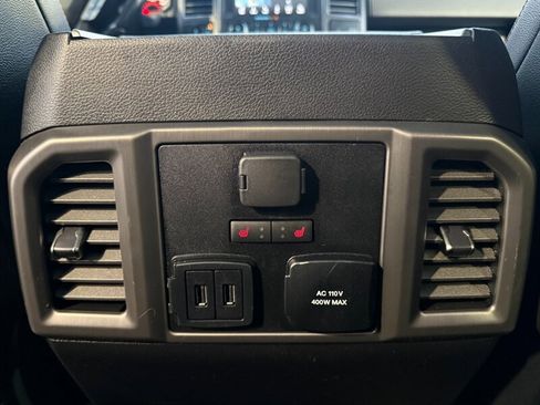 Used 2018 Ford F150 Raptor w/ Equipment Group 802A Luxury AWD/4WD image 37
