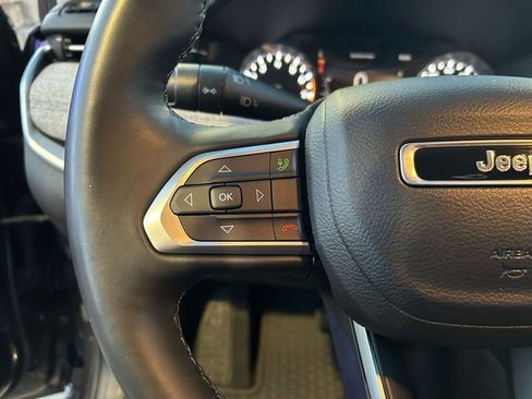 Used 2022 Jeep Compass Latitude w/ Convenience Group image 21