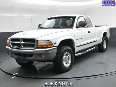 Used 1999 Dodge Dakota SLT