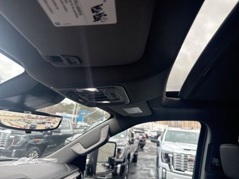 New 2026 GMC Sierra 2500 Denali w/ Denali Reserve Package image 18