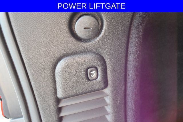 Used 2025 Dodge Durango GT AWD/4WD image 8