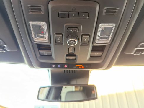 Used 2023 GMC Yukon XL Denali image 46