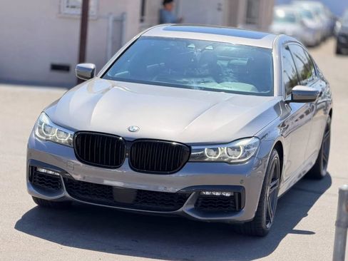 Used 2016 BMW 740i RWD image 7