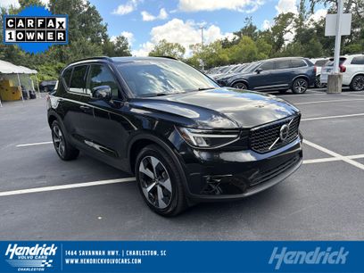 Certified 2025 Volvo XC40 B5 Plus
