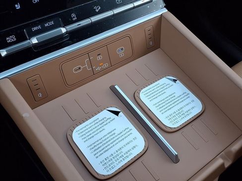 New 2026 Hyundai Santa Fe Calligraphy image 15