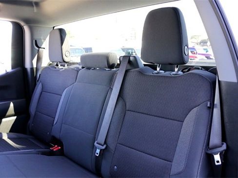 Used 2023 Chevrolet Silverado 1500 Custom image 24