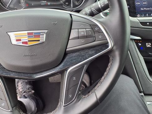 Used 2025 Cadillac XT5 Premium Luxury AWD/4WD image 32
