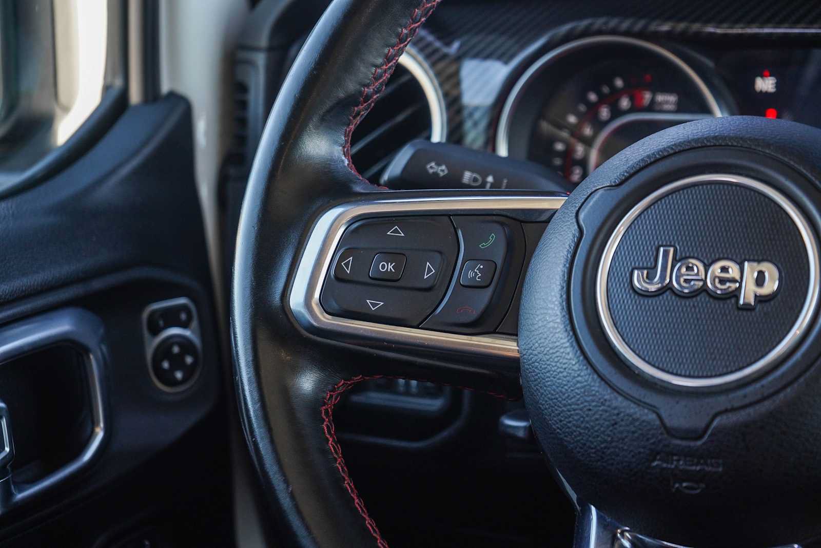 Used 2020 Jeep Wrangler Unlimited Rubicon AWD/4WD image 17