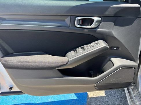 Used 2023 Honda Civic LX image 15