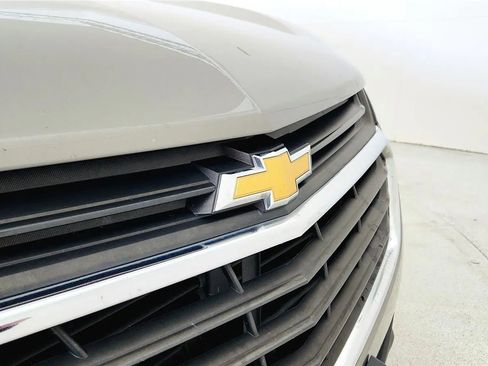 Used 2019 Chevrolet Equinox LT FWD image 28