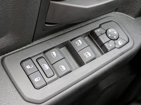 New 2026 RAM 5500 Tradesman AWD/4WD image 22
