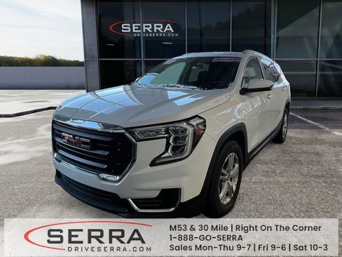 Used 2023 GMC Terrain SLE w/ Driver Convenience Package image 1