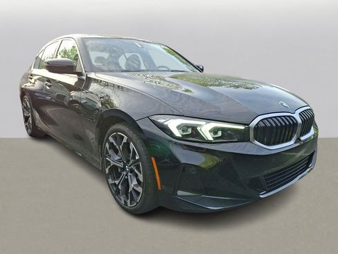 Used 2025 BMW 330i xDrive Sedan w/ Premium Package AWD/4WD image 2